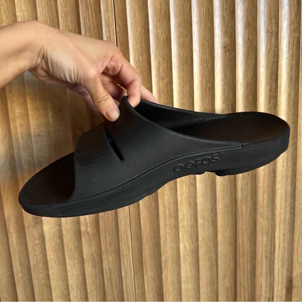 OOFOS MEN'S OOAHH SLIDE SANDAL - BLACK - Picture 7 of 7